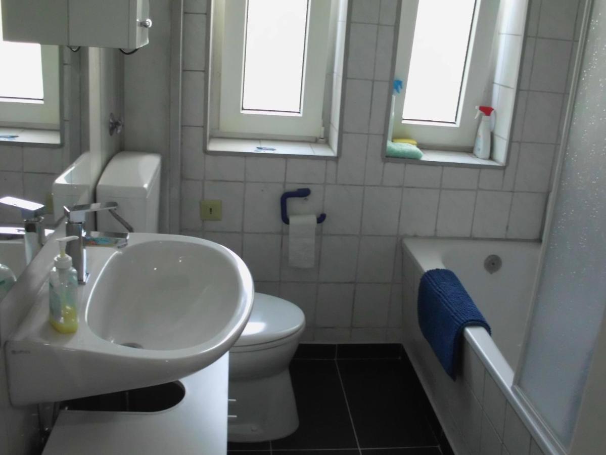 Schoenes 1 Etage Inkl Parkplatz Nach Verfuegbarkeit